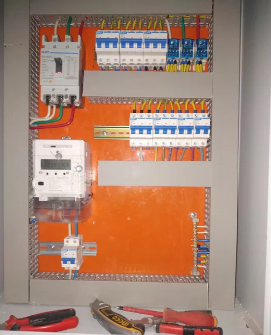 Favqulotda elektrik xizmati